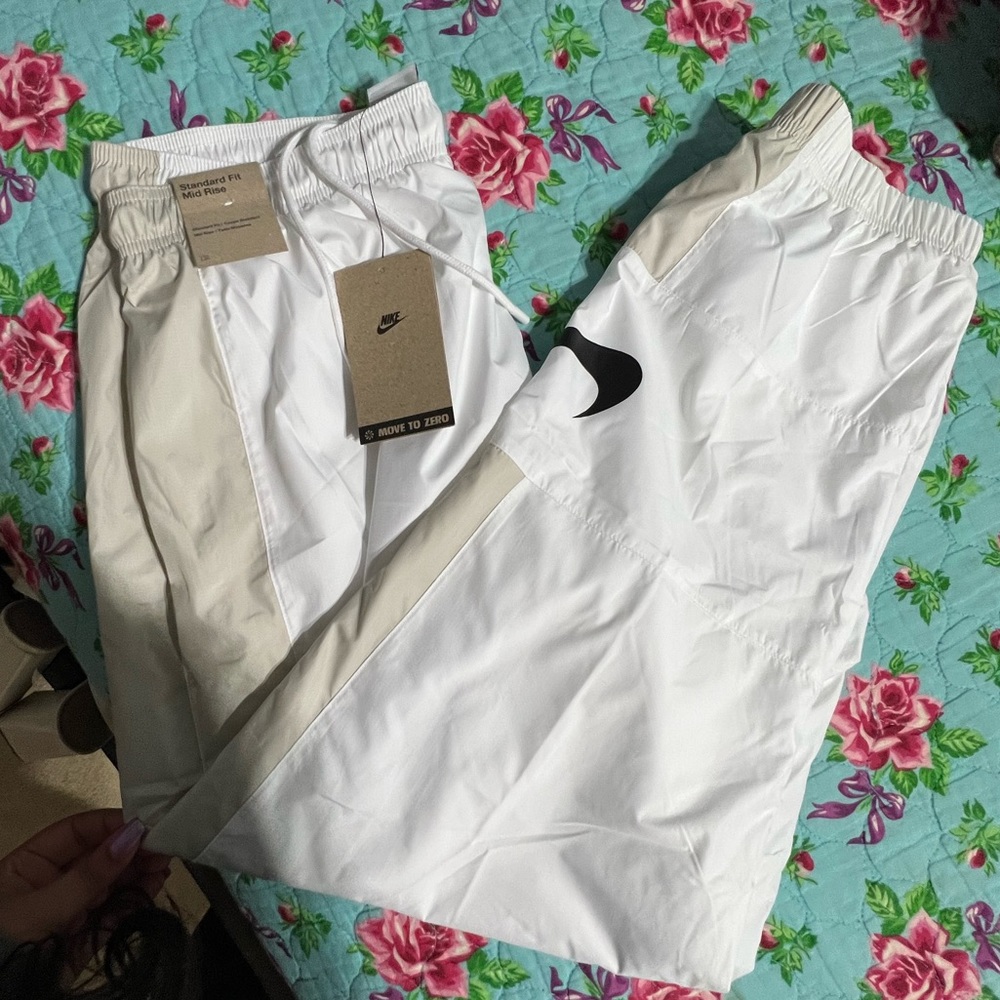 Nike White & Cream Sweatpants